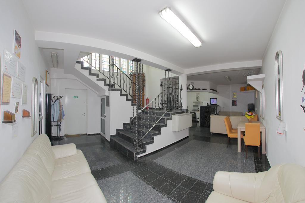 Pensiunea Bianco Nero Timişoara Exterior foto